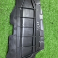 Накладка петлі кришки багажника Volkswagen Touareg I (2002-2010) 7L6809954D