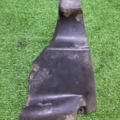 Пильник мотора прав Volkswagen Touareg I (2002-2010) 7L6809968