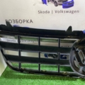 Решітка радіатора Volkswagen Touareg I (2002-2010) 7L6853653
