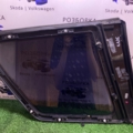 Скло багажника права заднє Volkswagen Touareg I (2002-2010) 7L6845298