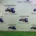 Скло дверей переднє праве  Volkswagen Touareg I (2002-2010)