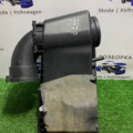 VAG корпус повітряного фільтра, правий Volkswagen Touareg I (2002-2010) 7L0129607