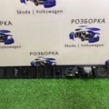 Внутрішня рука дверей передна права Volkswagen Touareg I (2002-2010) 7L6853078