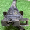 Замок капоту  Volkswagen Touareg I (2002-2010) 7L0823509C