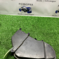 Блок запобіжників з проводкою Volkswagen Touareg II (2010-2018) 7L0937576B