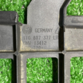 Кронштейн бампера задній лівий Volkswagen Touran I (2003-2010) 1T0807377