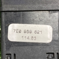 7E0959621 VAG кнопка вмикання обігріву заднього скла Volkswagen Transporter T5 (2003-2015) 7E0959621