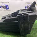 Корпус воздушного фильтра Volkswagen Transporter T5 (2003-2015) 7H0129601J