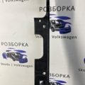 кронштейн бампера заднього, центральний  Volkswagen Transporter T5 (2003-2015) 7H0807723