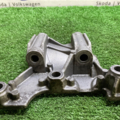 Кронштейн двигуна Volkswagen Transporter T5 (2003-2015) 070199343A