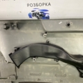 Обшивка багажника права Volkswagen Transporter T5 (2003-2015) 7H1868716C
