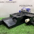 Підстаканник т5 Volkswagen Transporter T5 (2003-2015) 7H1858601