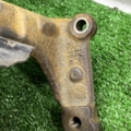 Поворотній кулак Volkswagen Transporter T5 (2003-2015) 1K0615612P