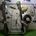 Склопідйомник двері передньої правої Volkswagen Transporter T5 (2003-2015) 7H0837730AP