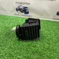 Дефлектор воздуха с торпеды центральный левый t5 Volkswagen Transporter T5 7H0815705A