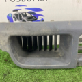 Решітка бампера VW T5 центр. Volkswagen Transporter T5 7H0807719