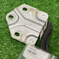 завіс капота, правий Volkswagen Transporter T5 1T0823302